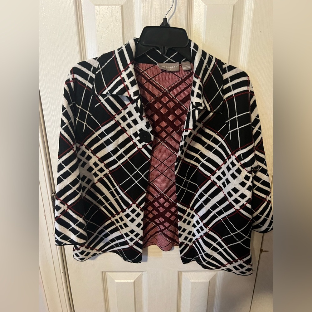 Kim Rogers 3/4 Sleeve Crop Sweater Jacket
